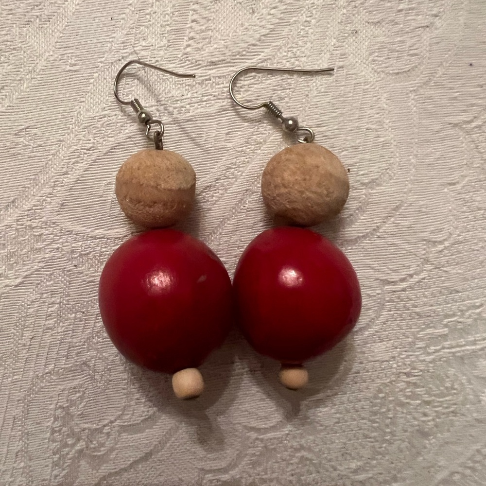 Wooden Bead Earrings set of 5 pairs. - Picture 3 of 6